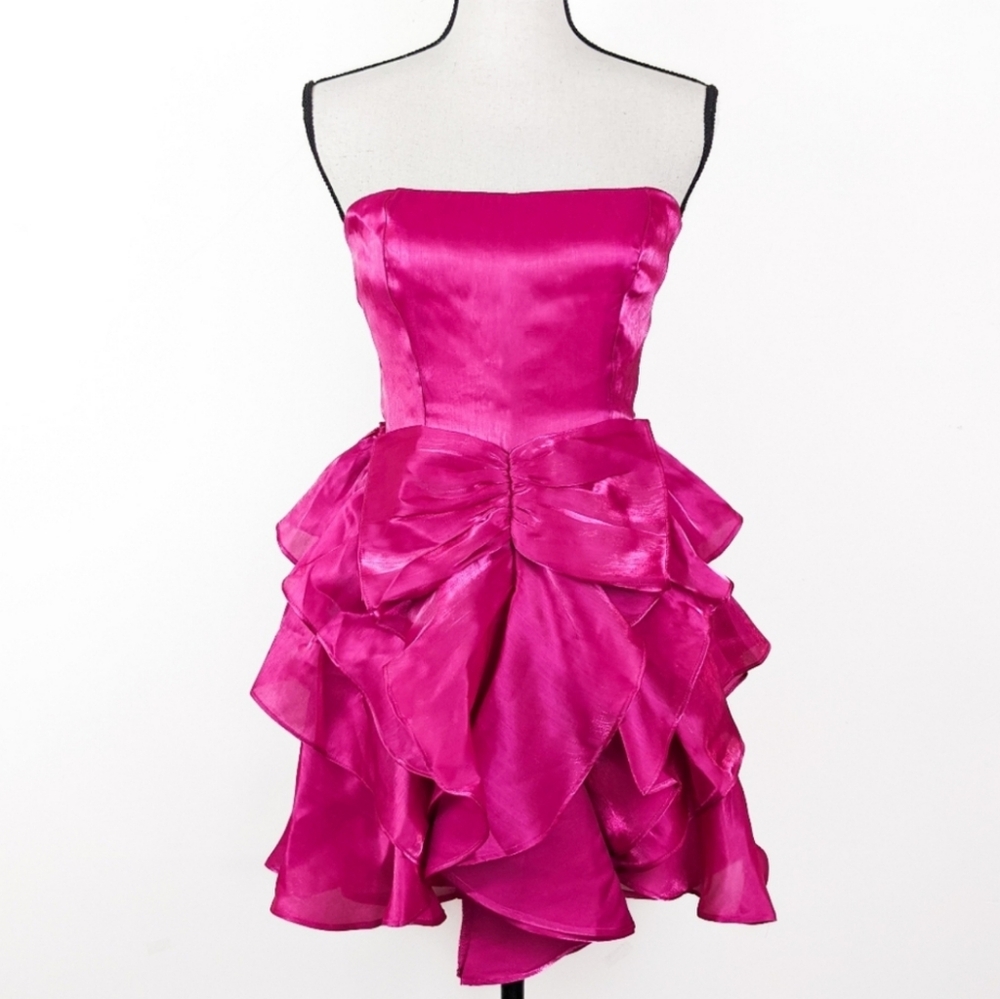 🦋LAST🦋 NWT Storia Fuschia Ruffle Skirt Mini Cocktail Dress